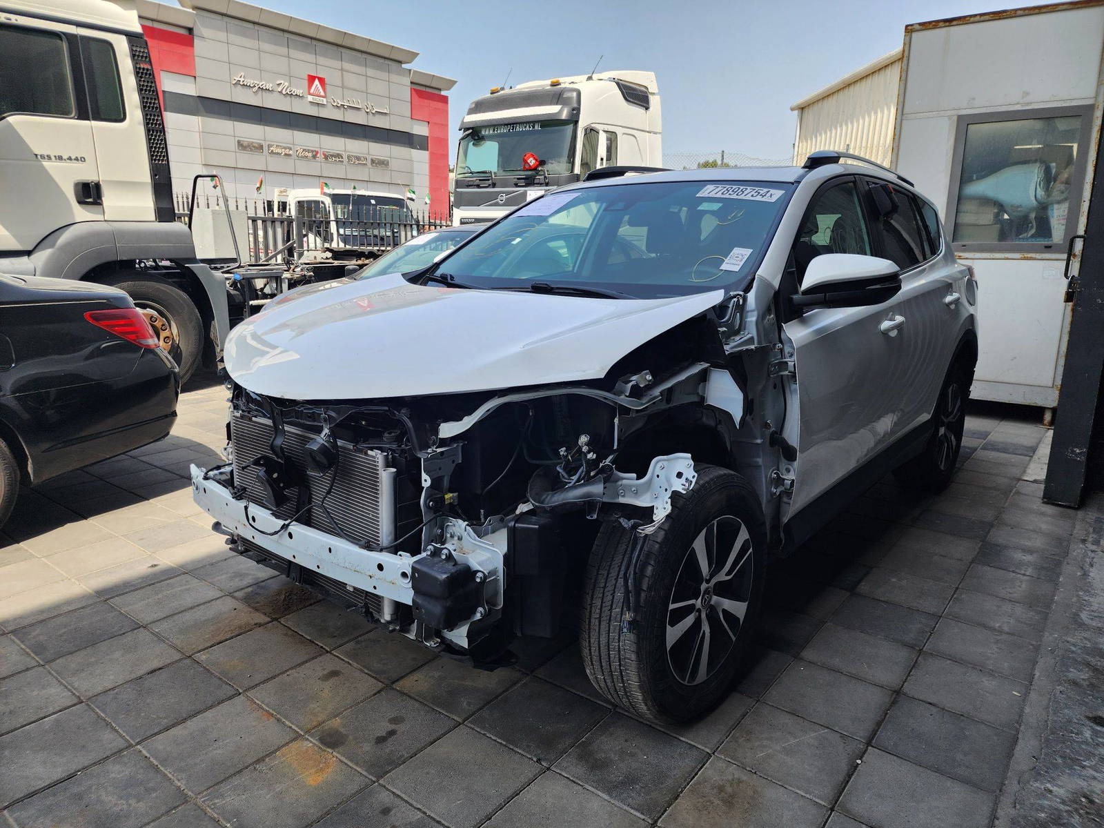 2018 TOYOTA RAV4 — 91046 Miles — Lot 77898754 — Souq - Marhaba Auctions Used Cars - Image 6