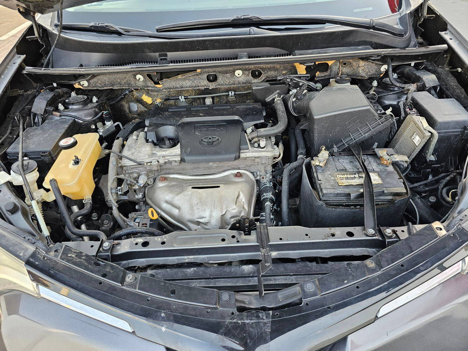 2018 TOYOTA RAV4 — 50352 Miles — Lot JJ745496 — Souq - Marhaba Auctions Used Cars - Image 11
