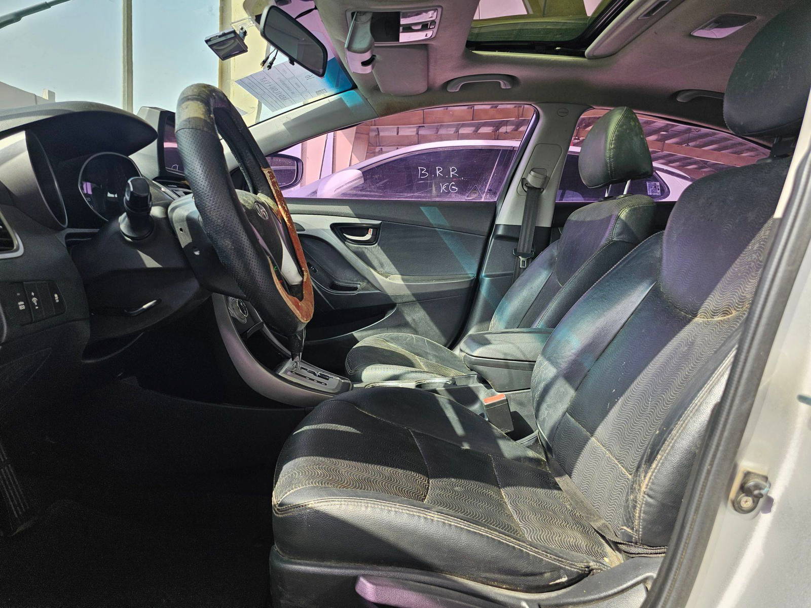 HYUNDAI AVANTE 2012 - Marhaba Auction Used Cars - Image 9