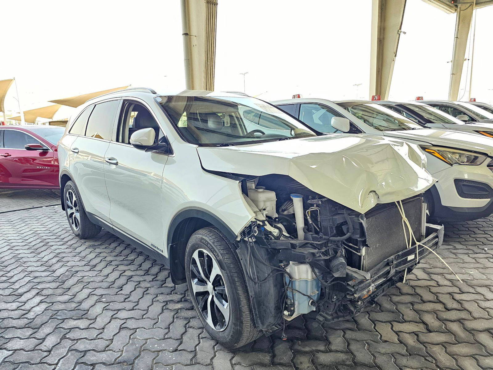 2018 KIA SORENTO — 102652 Miles — Lot A53JG384120 — Souq - Marhaba Auctions Used Cars - Image 4