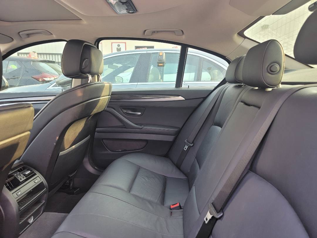 2009 BMW 528i — 267868 KM — Lot X39014 — Main - Marhaba Auctions Used Cars - Image 8