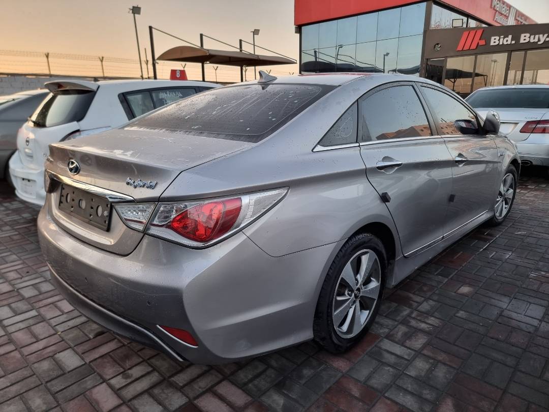 2012 HYUNDAI SONATA — 92518 KM — Lot 125487 — Ind. 12 - Marhaba Auctions Used Cars - Image 4