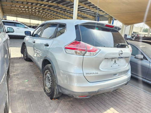 2016 NISSAN ROGUE at Marhaba Auctions