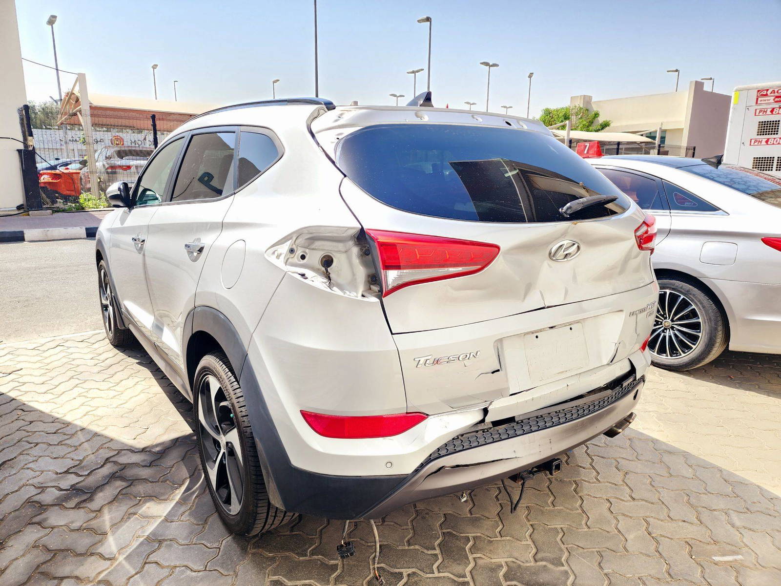 2016 HYUNDAI TUCSON — 101192 Miles — Lot 41812125 — Souq - Marhaba Auctions Used Cars - Image 5