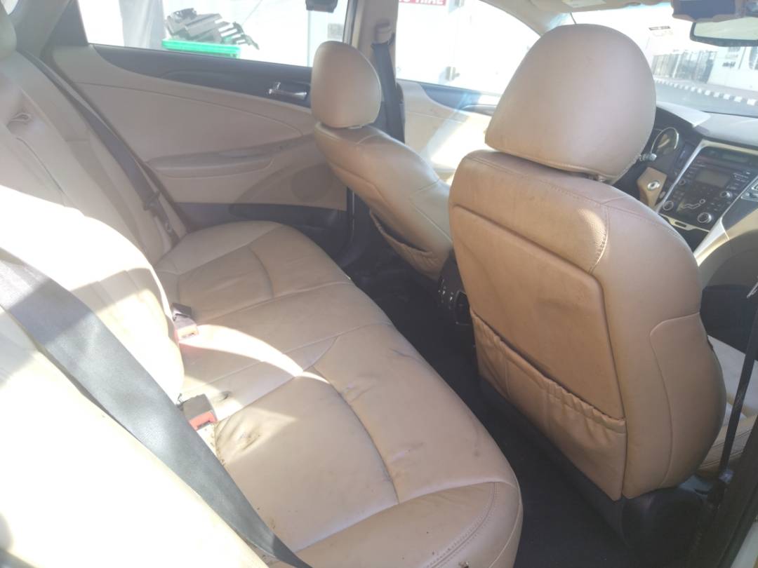 2012 HYUNDAI SONATA — 225363 Miles — Lot 67319263 - Marhaba Auctions Used Cars - Image 4
