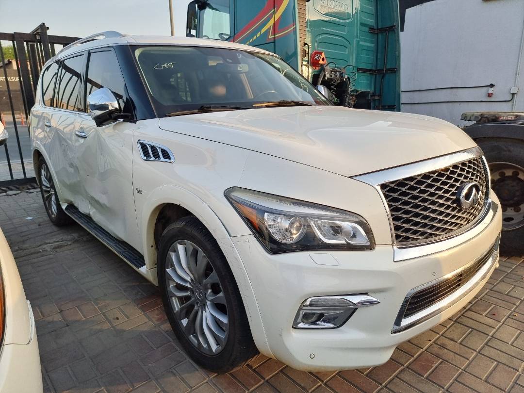 2015 INFINITI QX80 — 204285 Miles — Lot 2105487 — Ind. 12 - Marhaba Auctions Used Cars - Image 3