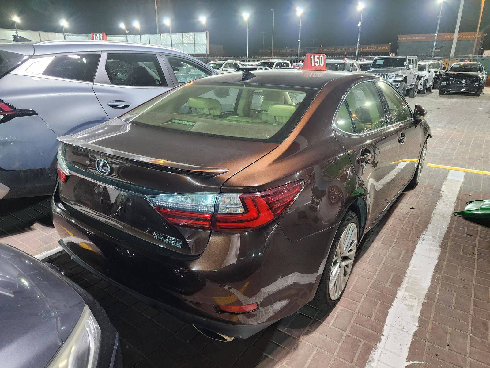2016 LEXUS ES 350 — 208038 Miles — Lot 98217605 - Marhaba Auctions Used Cars - Image 5