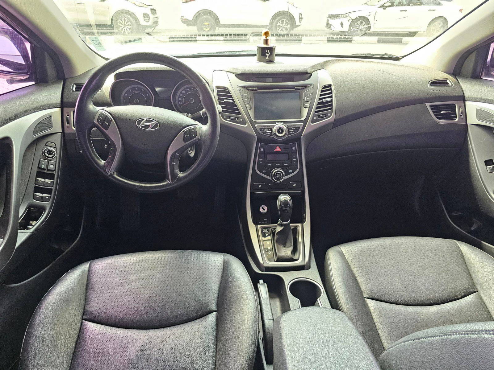 2014 HYUNDAI AVANTE — 132441 KM — Lot 024332 — Souq - Marhaba Auctions Used Cars - Image 7