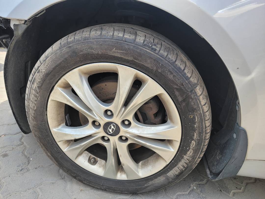 2013 HYUNDAI SONATA — 164829 Miles — Lot 39047804 — Main - Marhaba Auctions Used Cars - Image 9