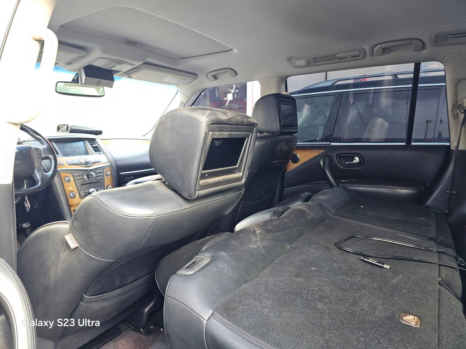 2014 INFINITI QX80 — 173216 Miles — Lot 7686662 — Main - Marhaba Auctions Used Cars - Image 7