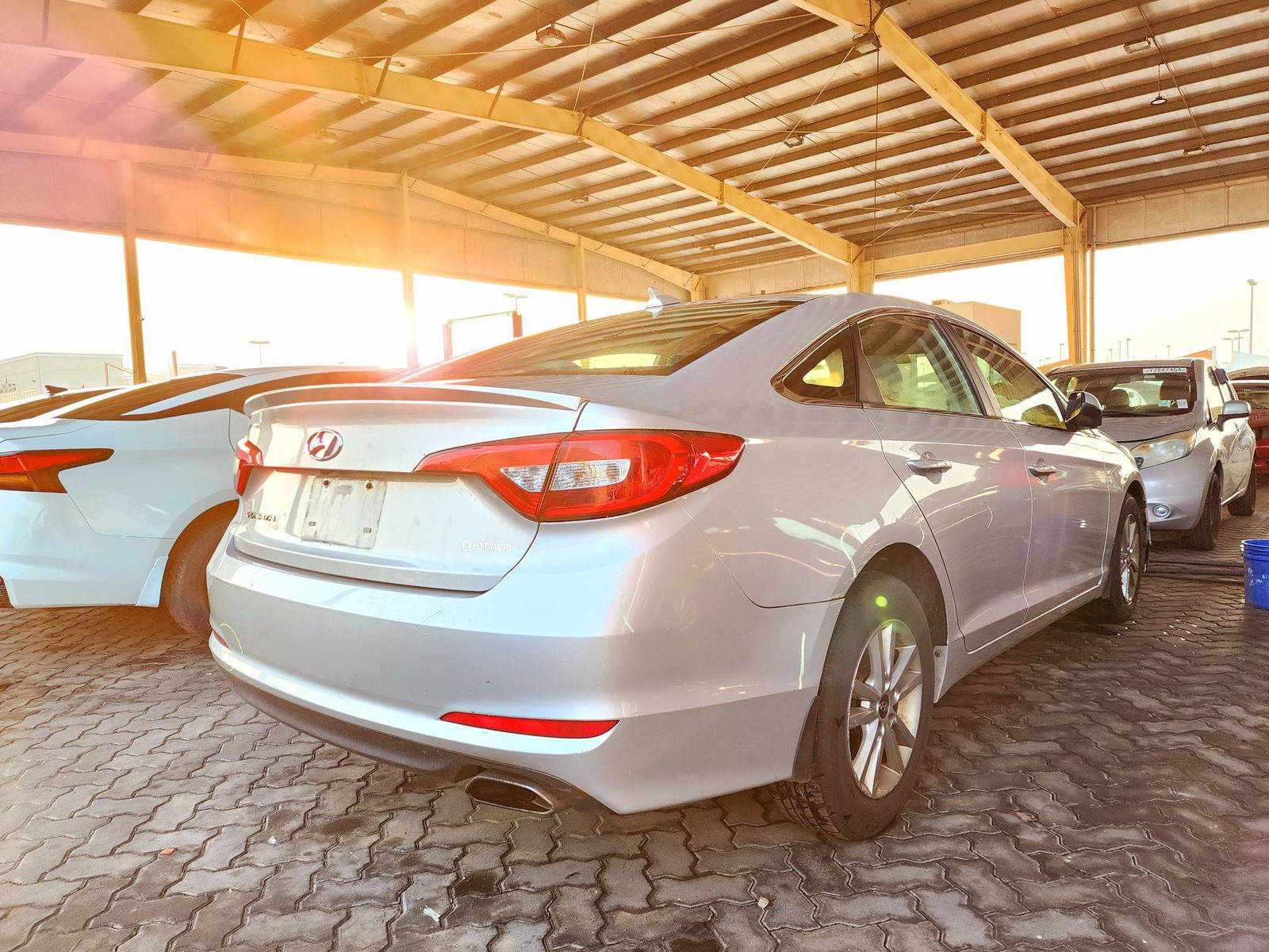 2015 HYUNDAI SONATA — 169808 Miles — Lot 73252784 — Souq - Marhaba Auctions Used Cars - Image 3