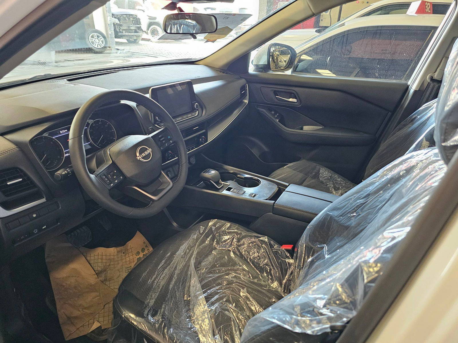 2025 NISSAN ROGUE — 6780 Miles — Lot SC869274 — Main - Marhaba Auctions Used Cars - Image 8