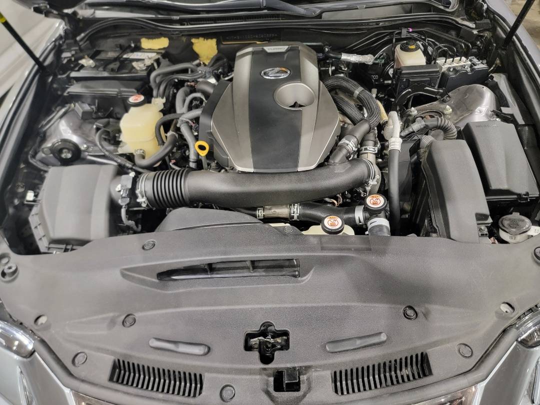 2017 LEXUS IS 200T — 90331 Miles — Lot 050899 - Marhaba Auctions Used Cars - Image 7