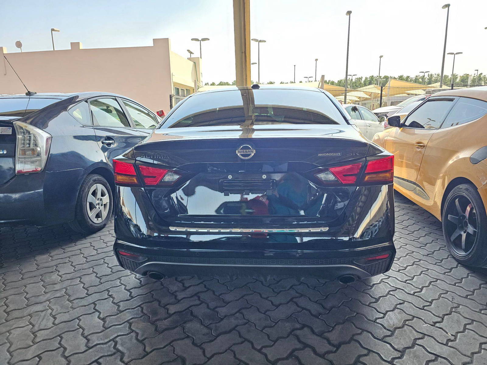 2022 NISSAN ALTIMA — sold — 35118 Miles — Lot 340277 — Souq - Marhaba Auctions Used Cars - Image 3