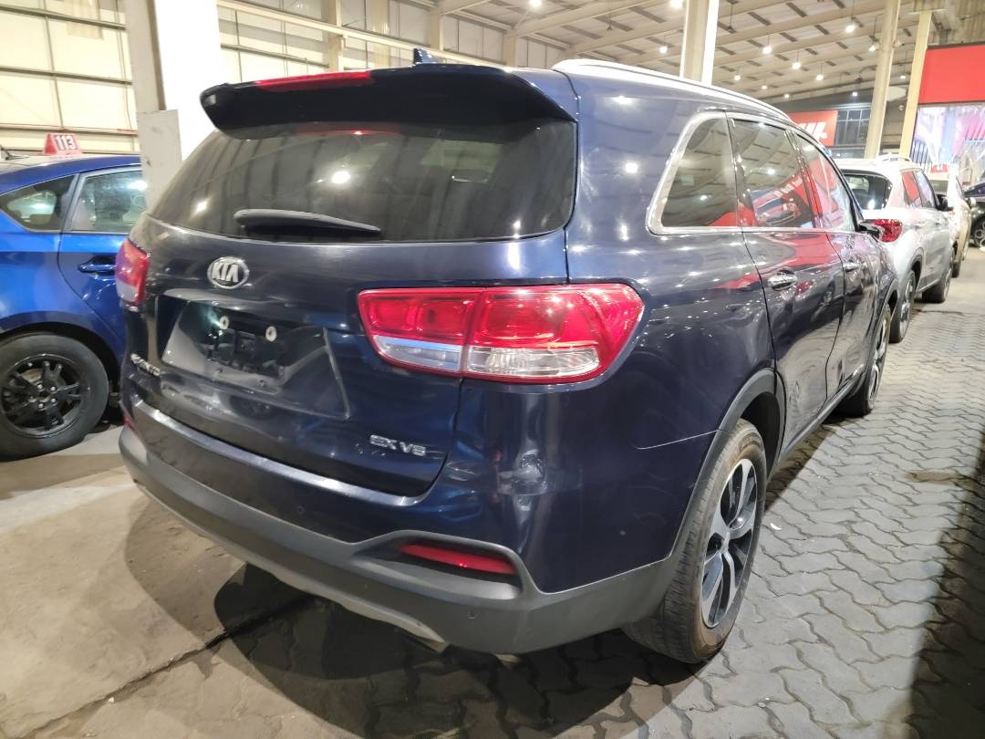 2018 KIA SORENTO — 166896 Miles — Lot G394041 — Main - Marhaba Auctions Used Cars - Image 4