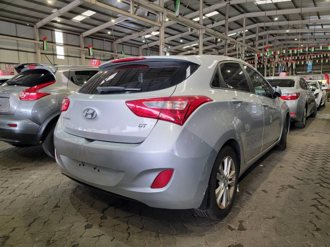 2013 HYUNDAI ELANTRA GT — 225738 KM — Lot 12070815 — Main - Marhaba Auctions Used Cars - Image 3