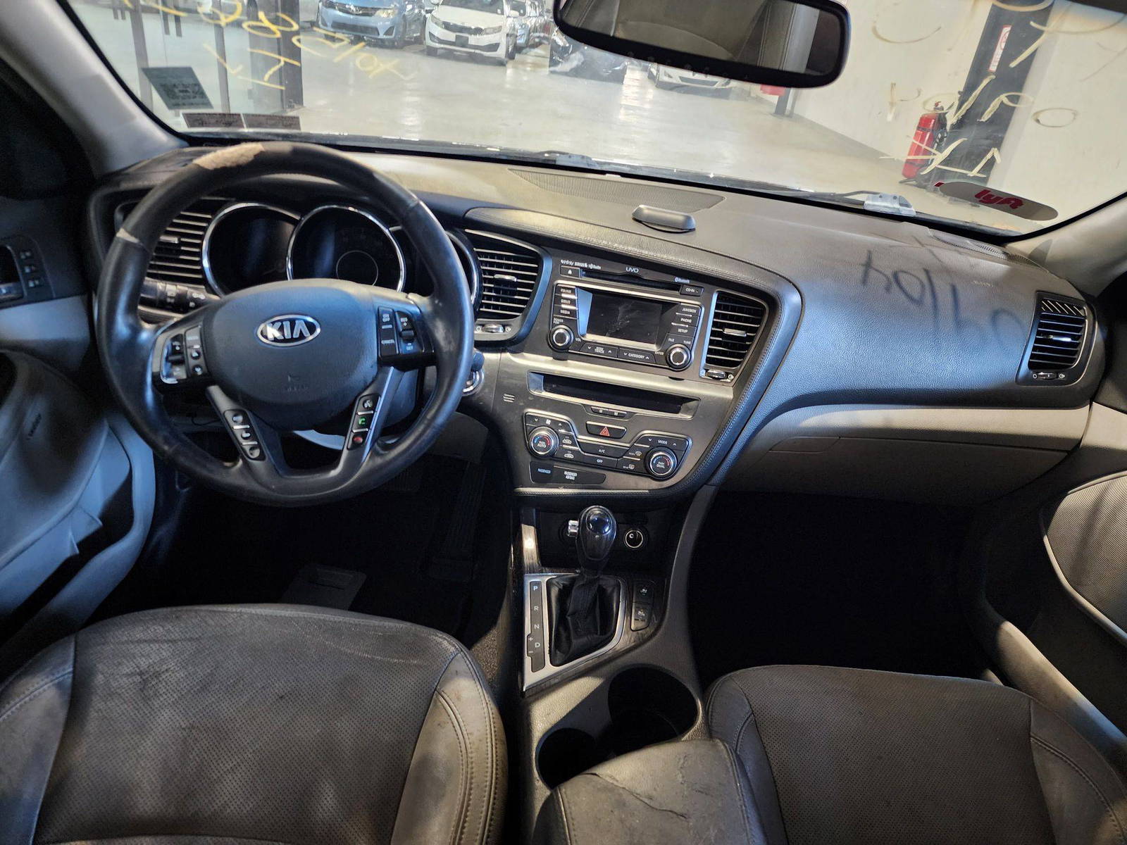 2013 KIA OPTIMA — 216381 Miles — Lot 40158636 — Al Quoz - Marhaba Auctions Used Cars - Image 8