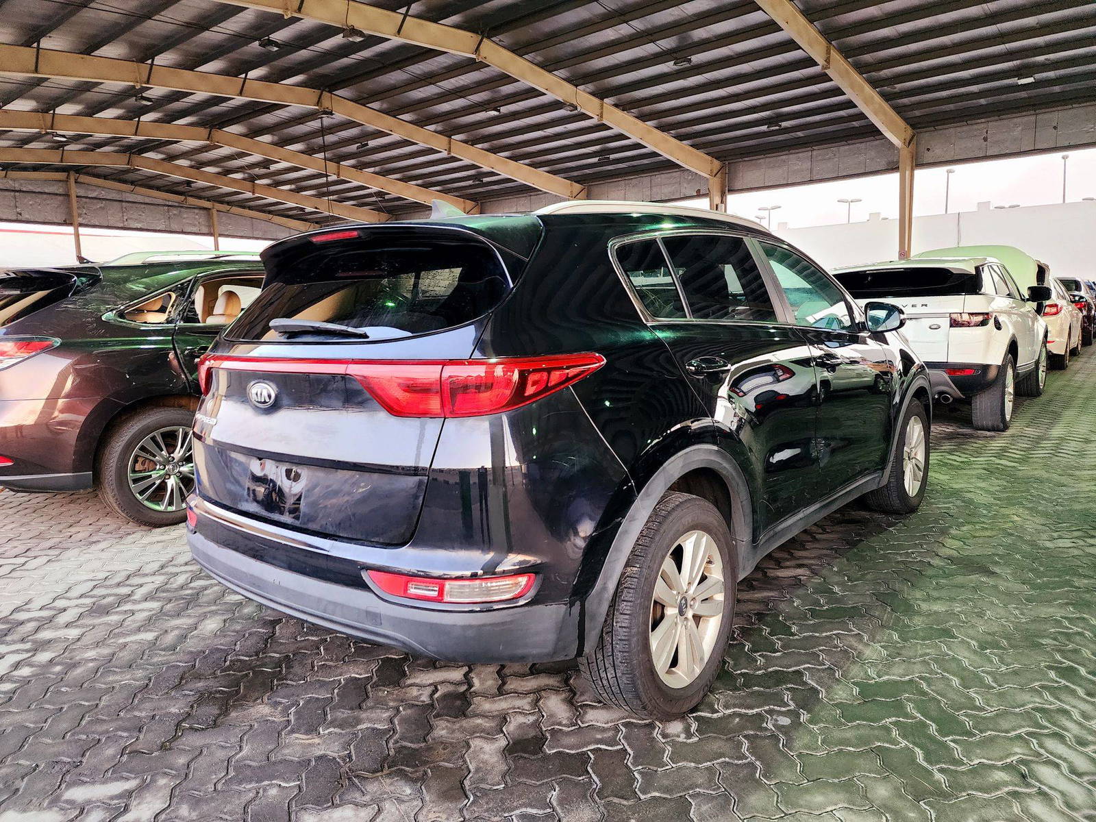 2018 KIA SPORTAGE — 123787 Miles — Lot AC6J7354661 — Souq - Marhaba Auctions Used Cars - Image 3