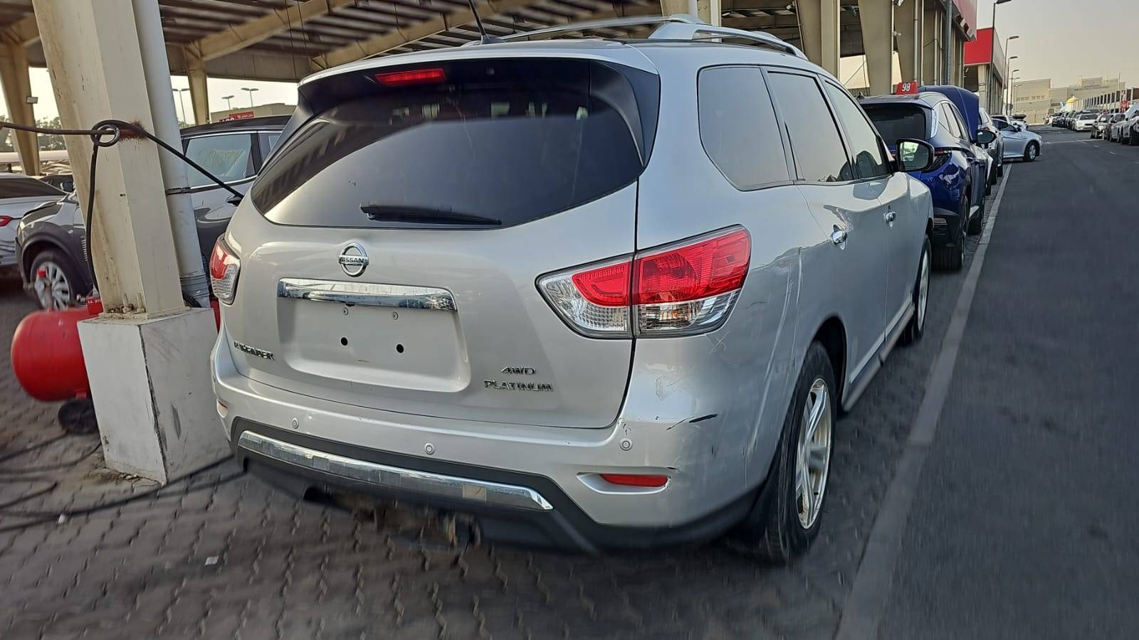 2014 NISSAN PATHFINDER — 219276 KM — Lot XFC658284 — Souq - Marhaba Auctions Used Cars - Image 11