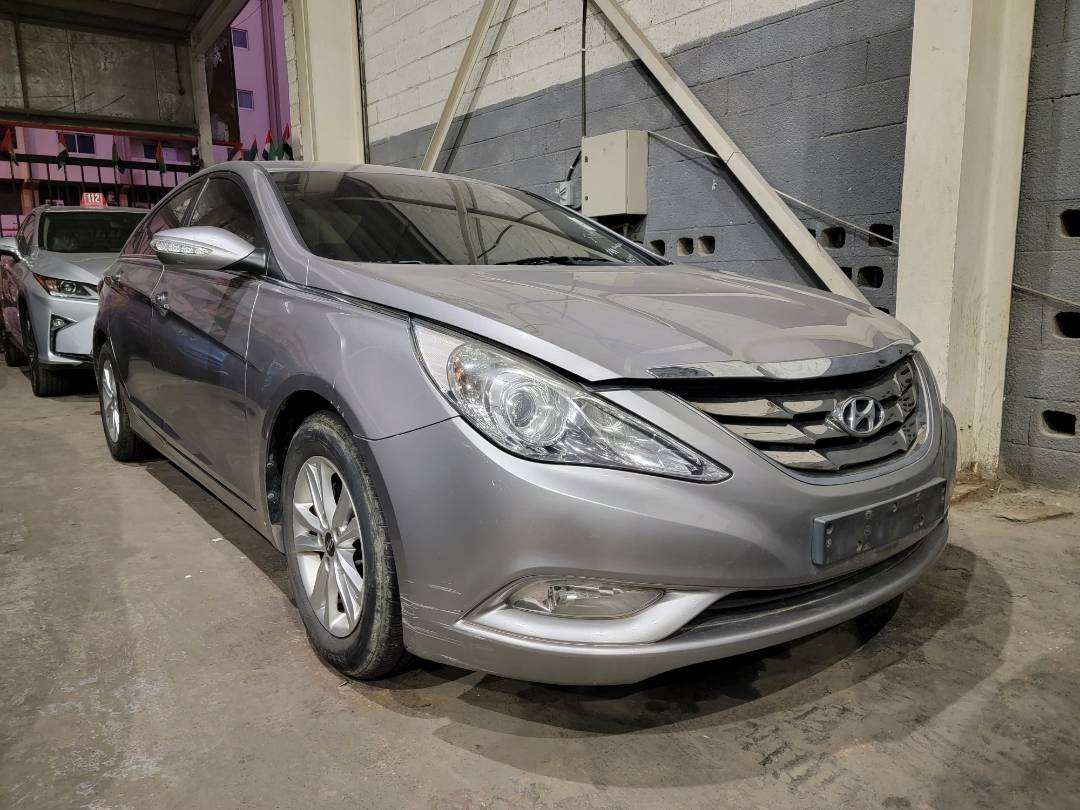2010 HYUNDAI SONATA — 207758 KM — Lot 094699 — Main - Marhaba Auctions Used Cars - Image 4