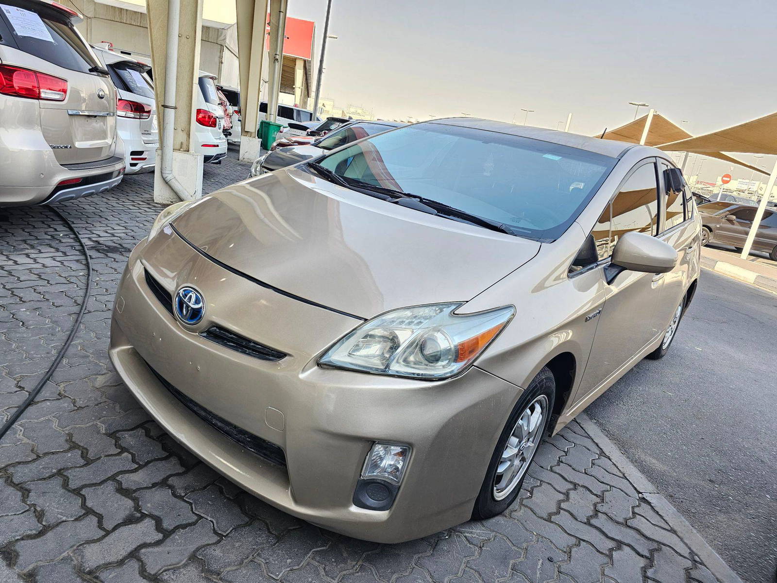 2011 TOYOTA PRIUS — 233987 Miles — Lot 2B0290382 — Souq - Marhaba Auctions Used Cars - Image 5