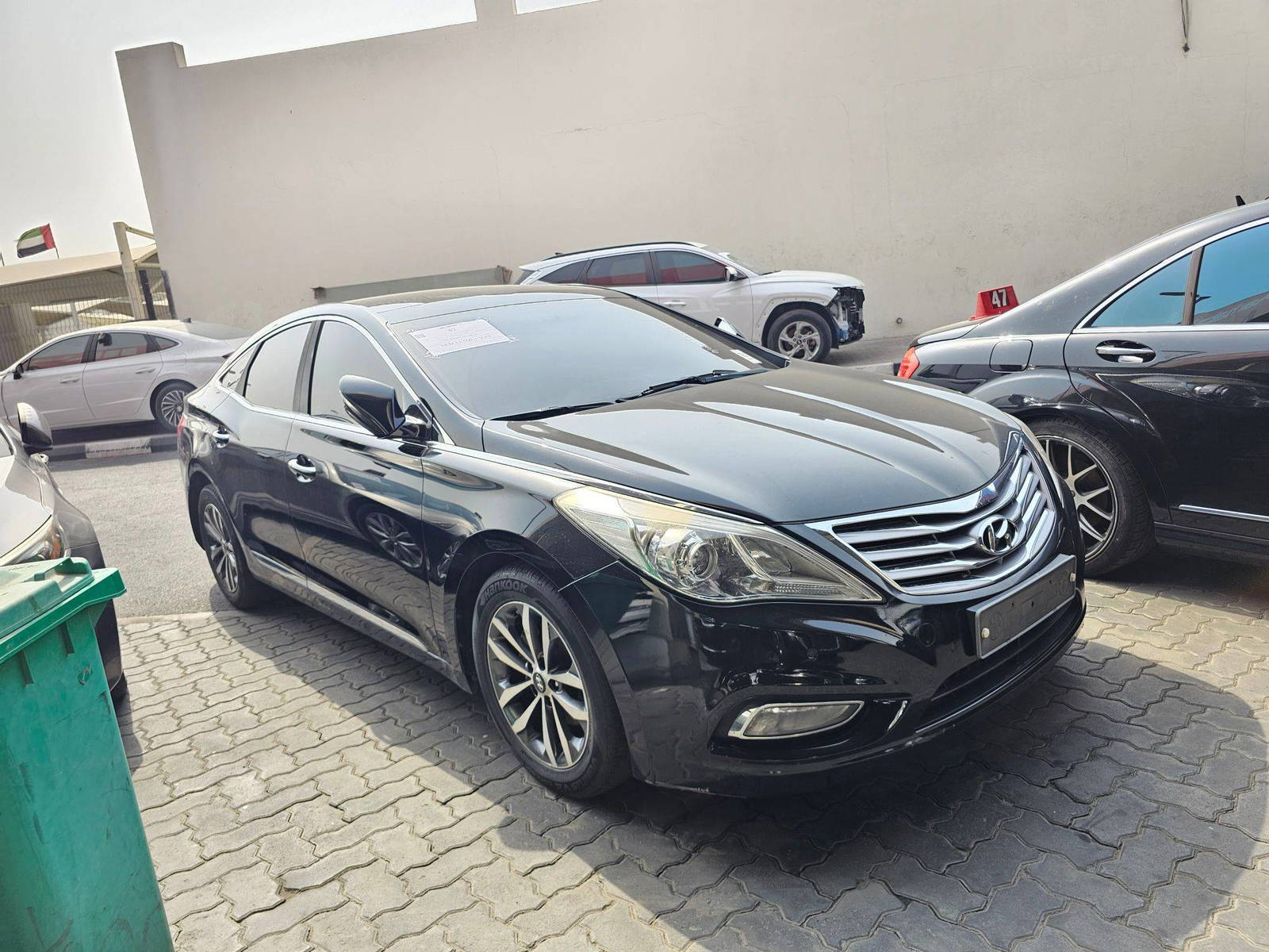 2011 HYUNDAI GRANDEUR — 143998 KM — Lot 007529 — Ind. 12 - Marhaba Auctions Used Cars - Image 4