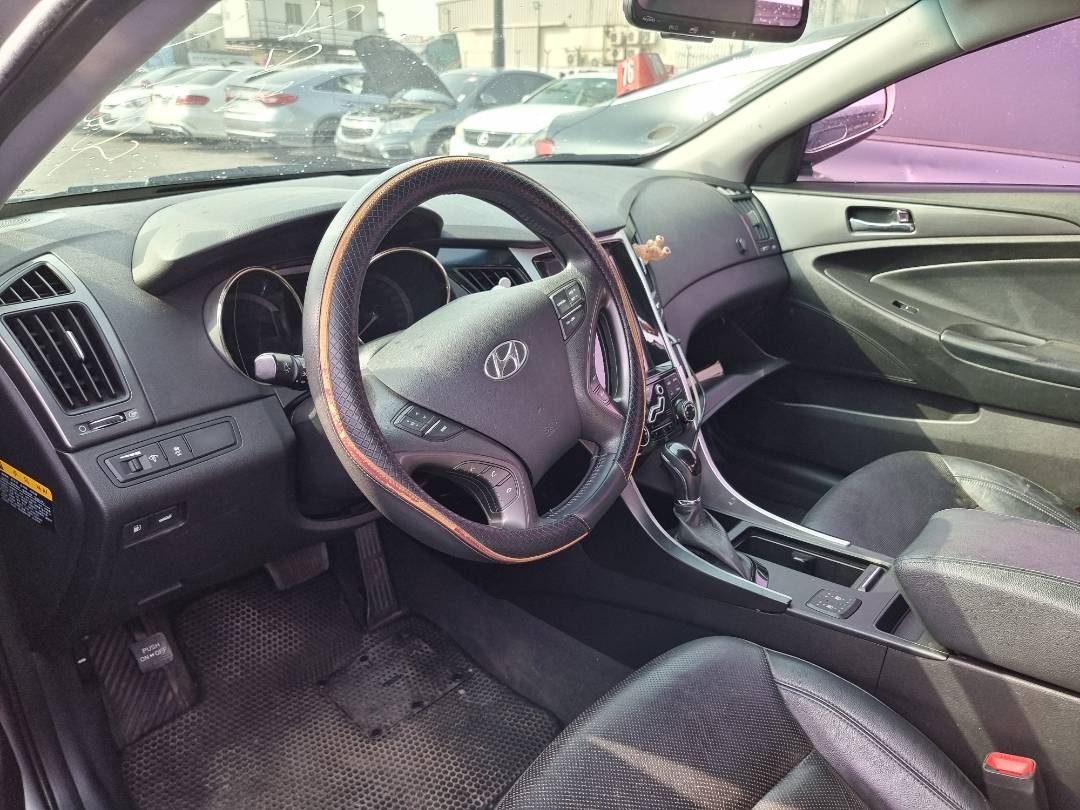 2012 HYUNDAI SONATA — 153968 KM — Lot 215487 — Main - Marhaba Auctions Used Cars - Image 7