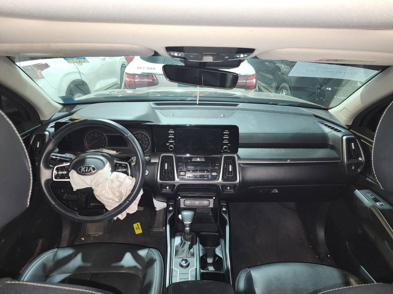 KIA SORENTO 2021 - Marhaba Auction Used Cars - Image 8