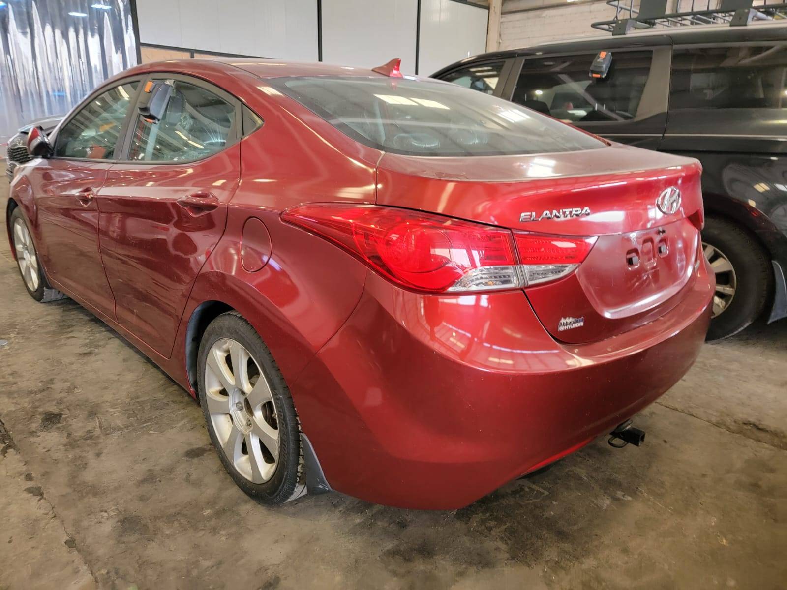 2013 HYUNDAI ELANTRA — 173466 KM — Lot H249020 — Main - Marhaba Auctions Used Cars - Image 6