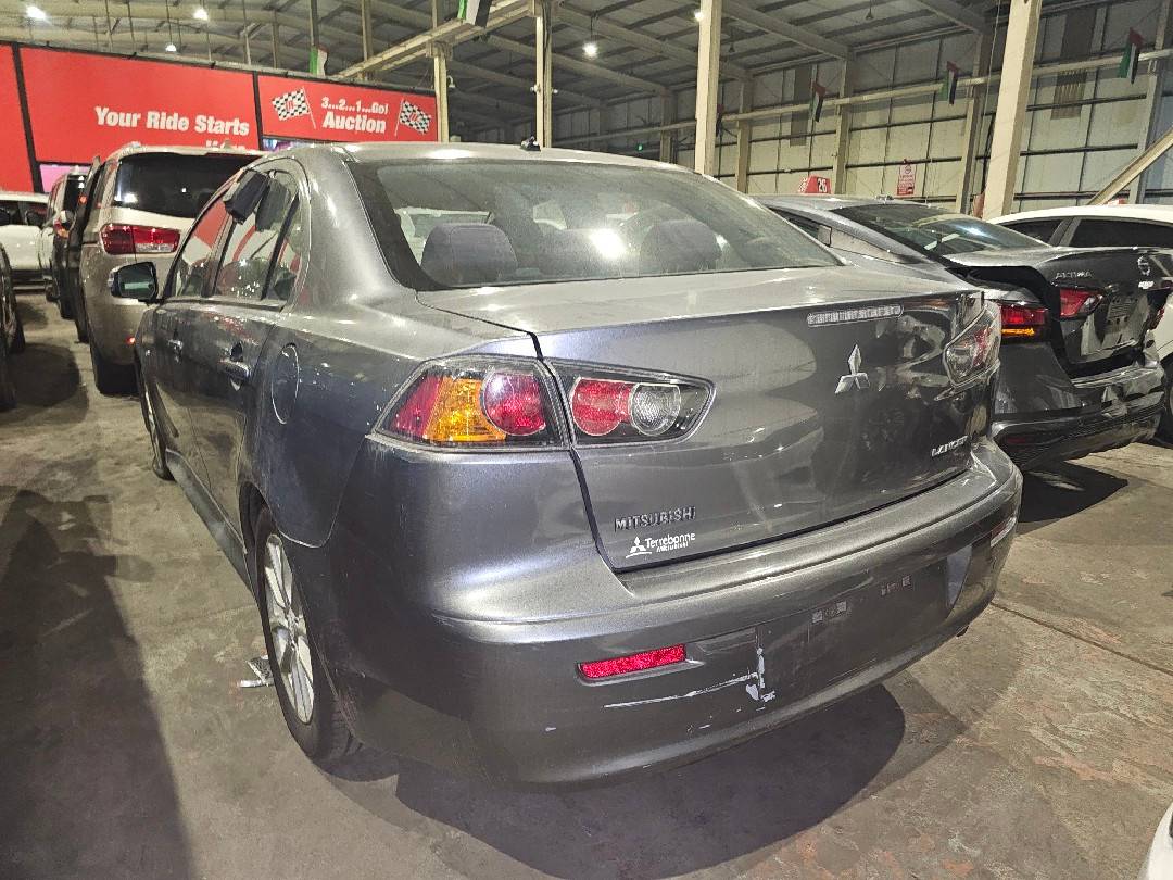 MITSUBISHI LANCER