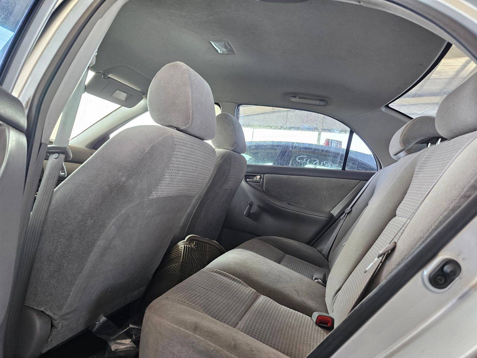 TOYOTA COROLLA 2005 - Marhaba Auction Used Cars - Image 5