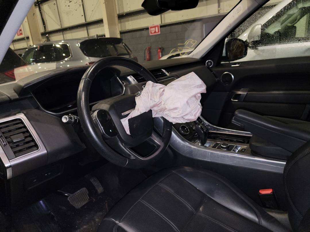 2019 LAND ROVER RANGE ROVER — 61090 Miles — Lot 5121202300 - Marhaba Auctions Used Cars - Image 7