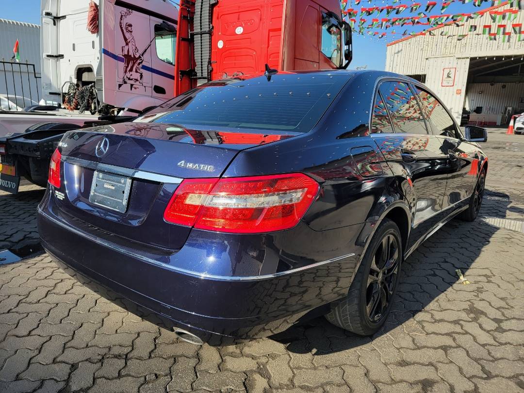2010 MERCEDES BENZ E 350 — 162675 Miles — Lot AA213701 — Main - Marhaba Auctions Used Cars - Image 3