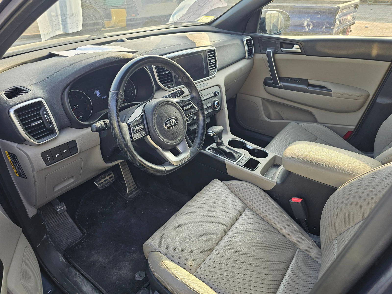 KIA SPORTAGE 2020 - Marhaba Auction Used Cars - Image 8