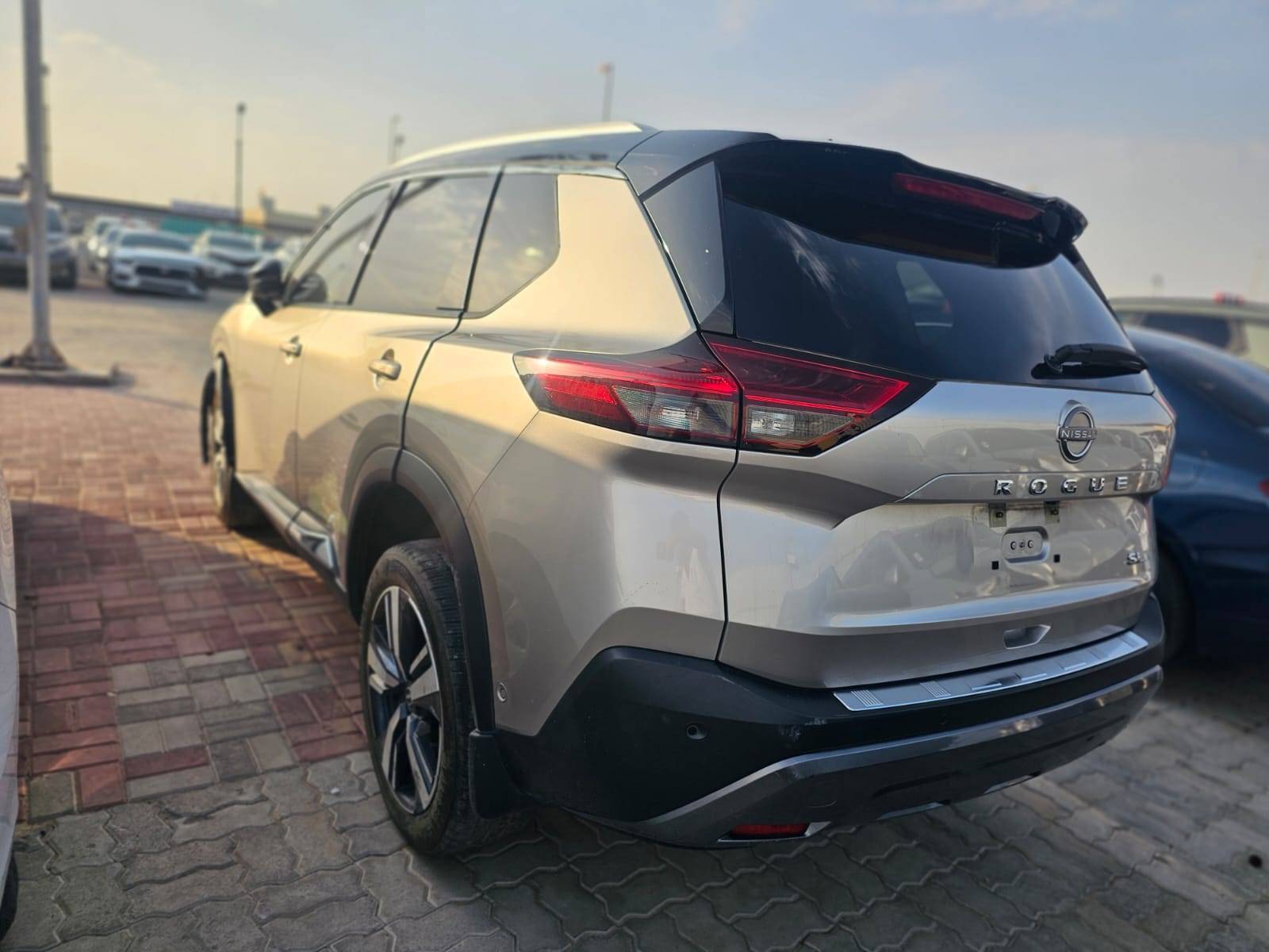 NISSAN ROGUE 2023 - Marhaba Auction Used Cars - Image 12