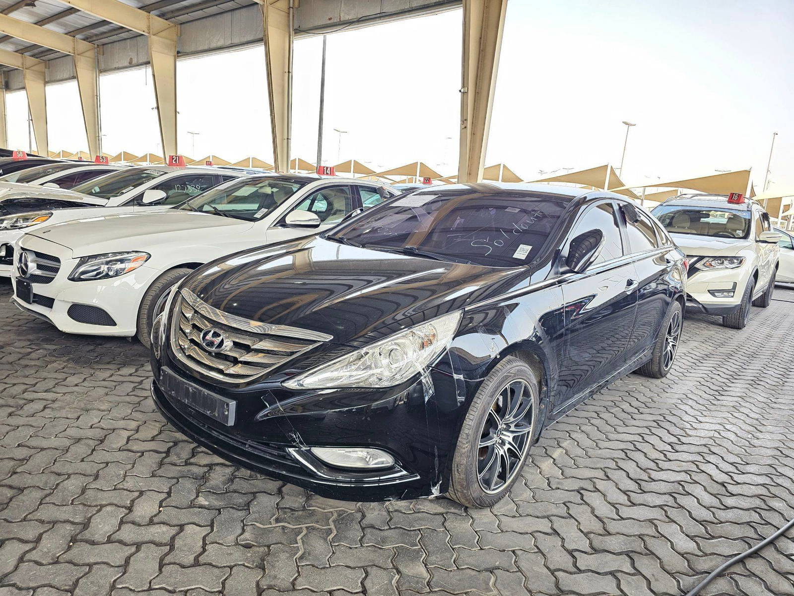 2011 HYUNDAI SONATA — 176588 KM — Lot 275146 — Souq - Marhaba Auctions Used Cars - Image 5