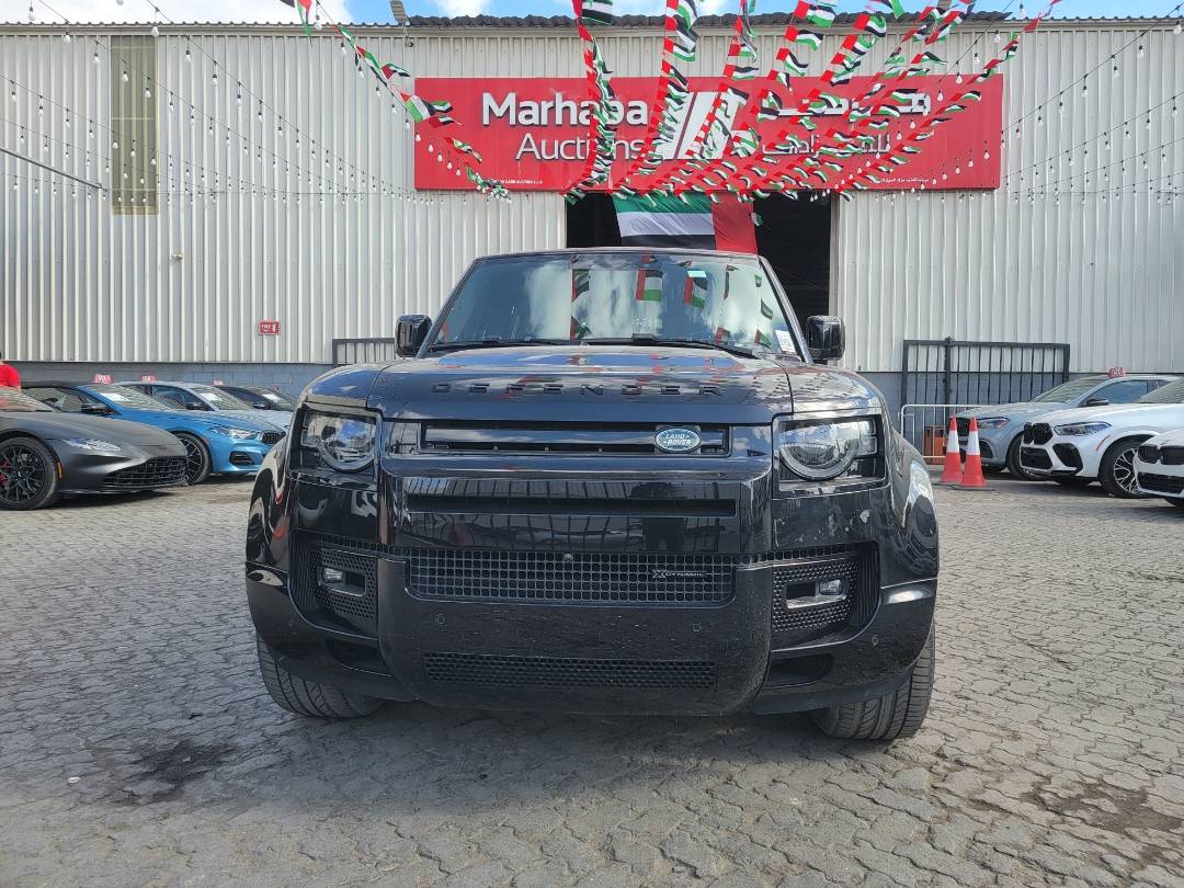 2022 LAND ROVER DEFENDER 110 X-DYNAMIC SE — 33802 KM — Lot 63108693 — Al Quoz - Marhaba Auctions Used Cars - Image 6