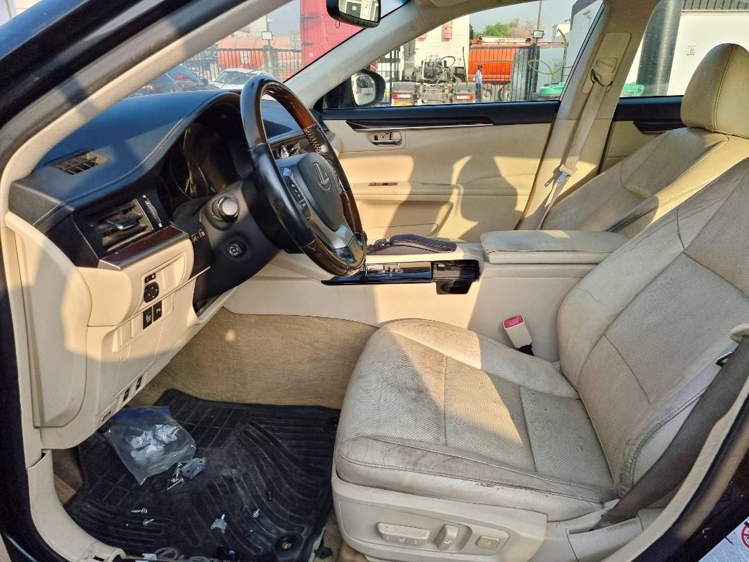 2015 LEXUS ES 350 — 219970 Miles — Lot 125487 — Main - Marhaba Auctions Used Cars - Image 8