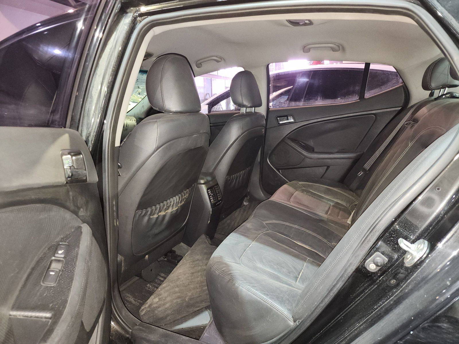 2012 KIA K5 — 169754 KM — Lot 009454 — Al Quoz - Marhaba Auctions Used Cars - Image 7