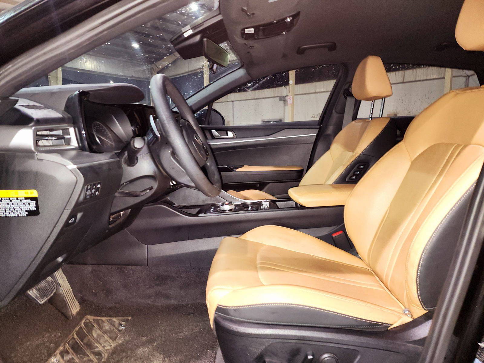2020 KIA K5 — 84426 KM — Lot 038471 — Main - Marhaba Auctions Used Cars - Image 8