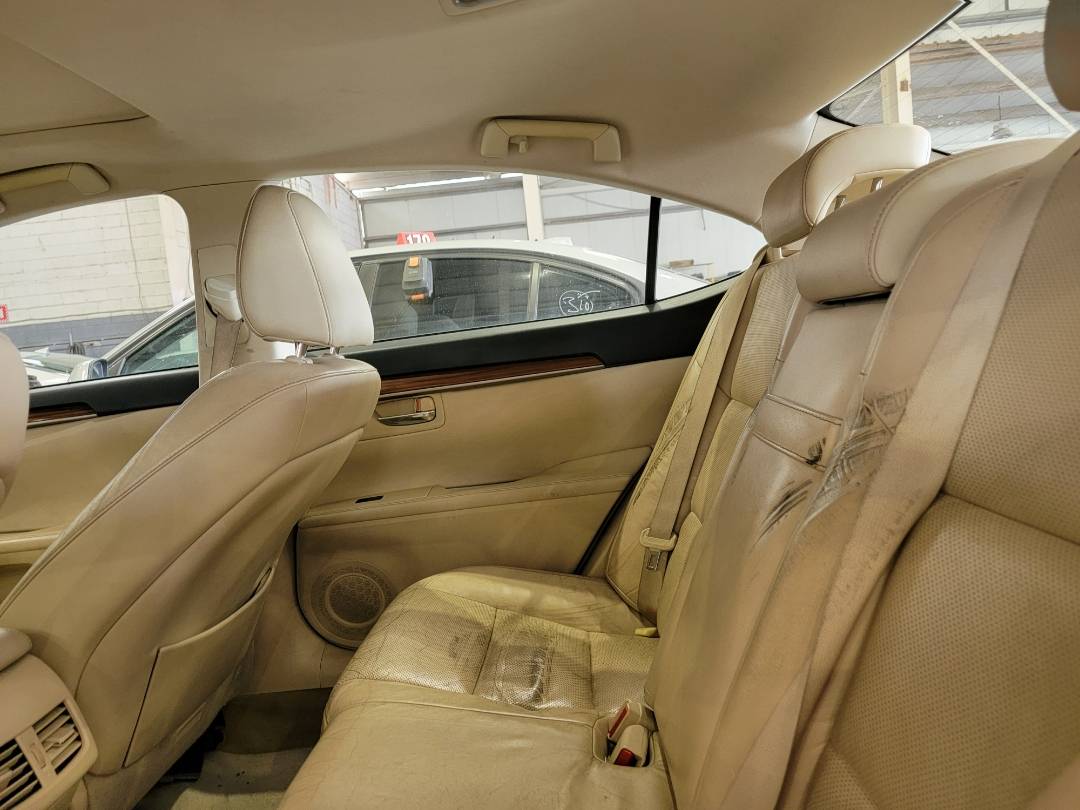 2014 LEXUS ES 300H — 174221 Miles — Lot 43631884 — Main - Marhaba Auctions Used Cars - Image 8