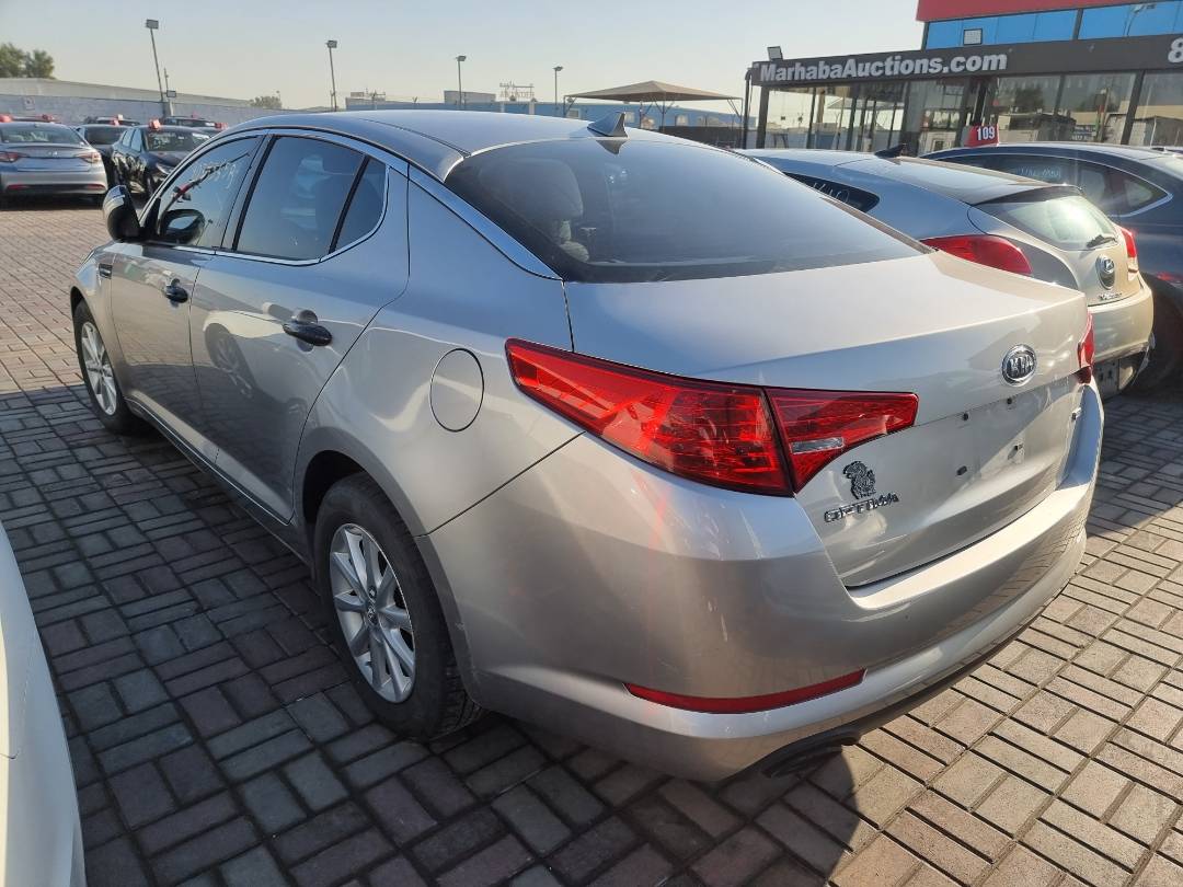 2011 KIA OPTIMA — 206395 Miles — Lot 125487 — Souq - Marhaba Auctions Used Cars - Image 5