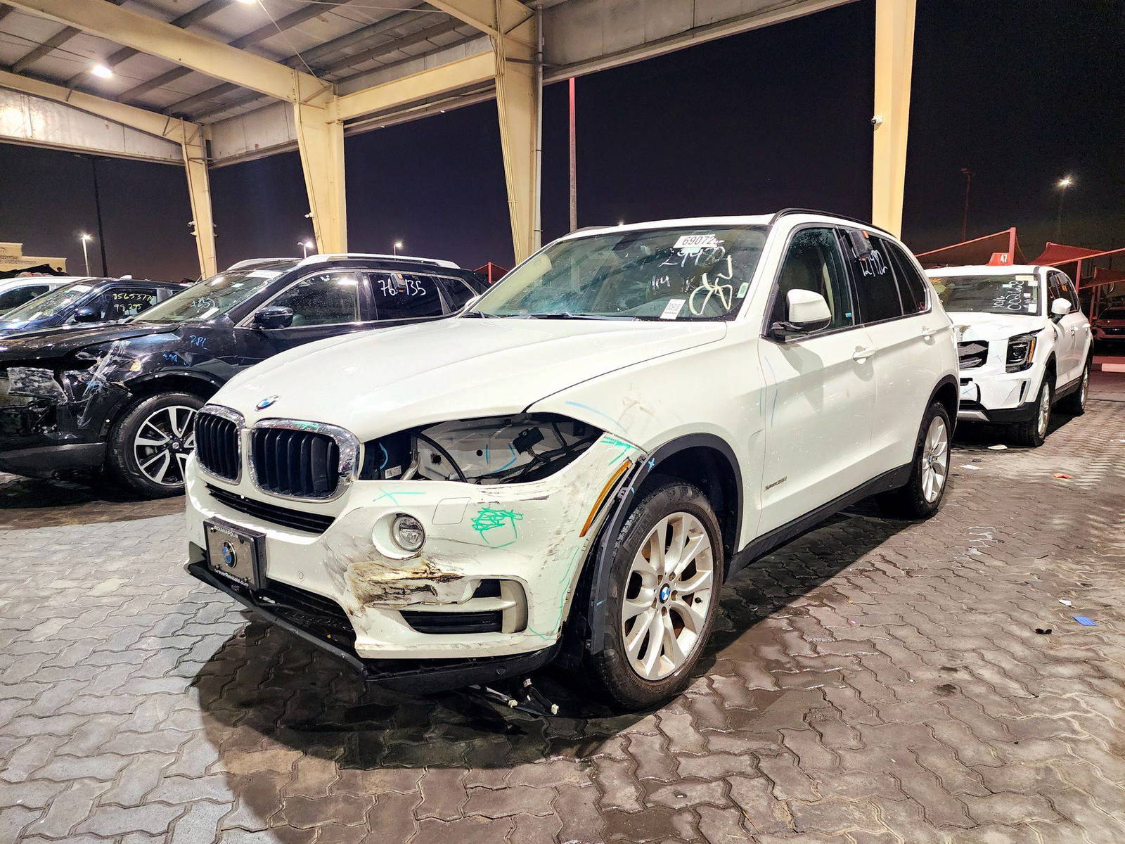 2016 BMW X5 XDRIVE35I — 243335 Miles — Lot 69072934 — Souq - Marhaba Auctions Used Cars - Image 5