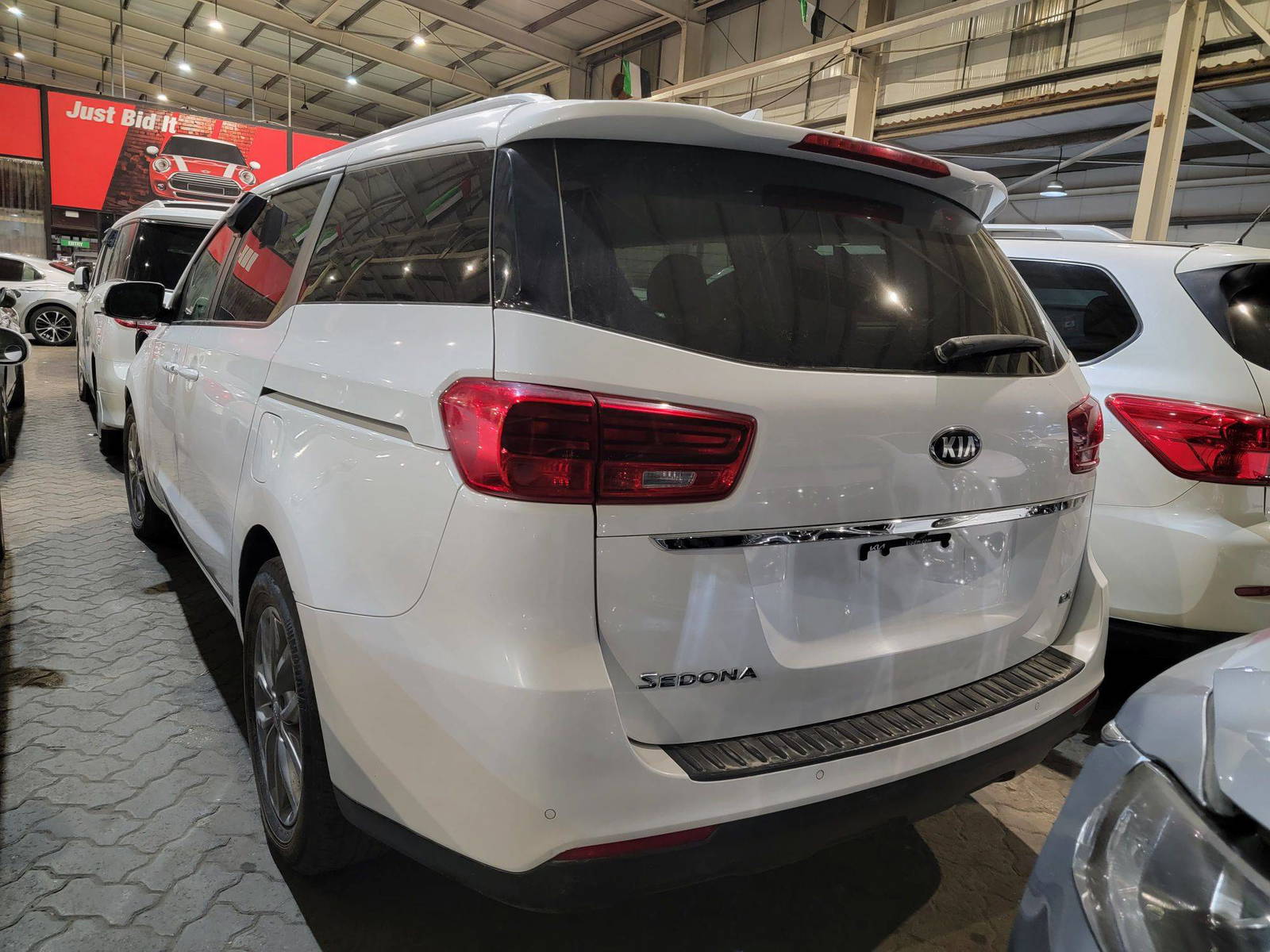 KIA SEDONA 2020 - Marhaba Auction Used Cars - Image 3
