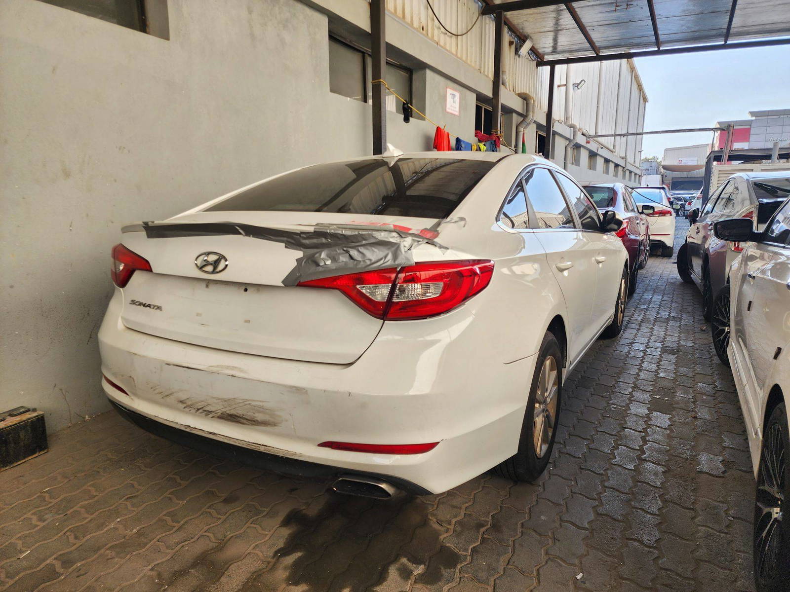 2015 HYUNDAI SONATA — 160547 Miles — Lot 63020685 — Main - Marhaba Auctions Used Cars - Image 4