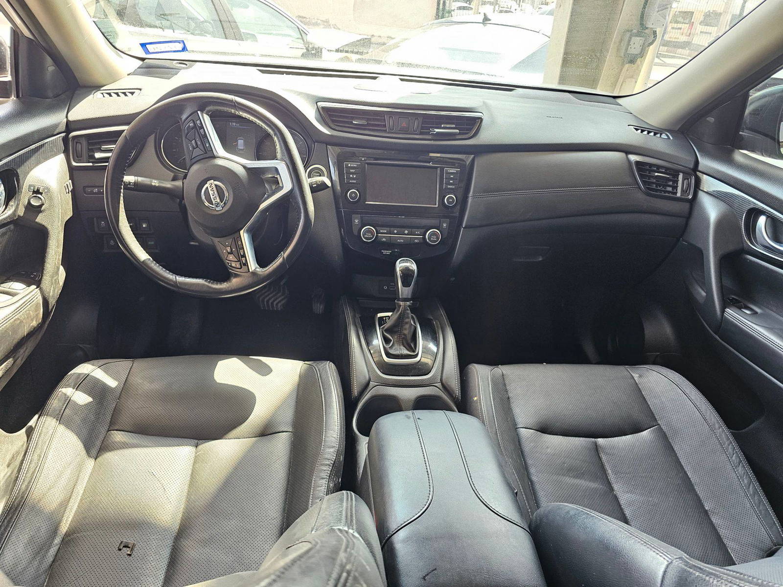 NISSAN ROGUE 2018 - Marhaba Auction Used Cars - Image 8