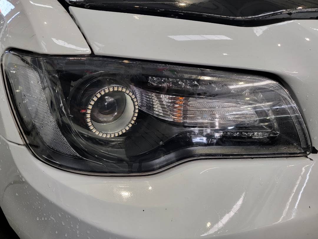 2019 CHRYSLER 300 — 77814 Miles — Lot 628596 - Marhaba Auctions Used Cars - Image 10