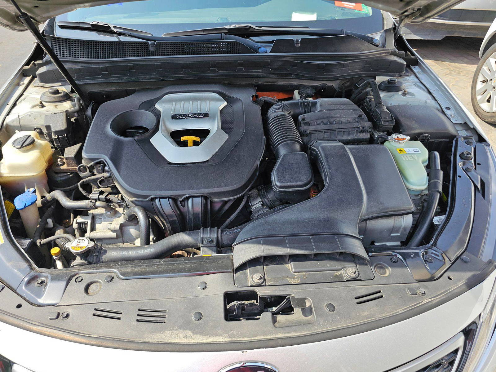 2012 KIA K5 — 253273 KM — Lot 008374 — Souq - Marhaba Auctions Used Cars - Image 11