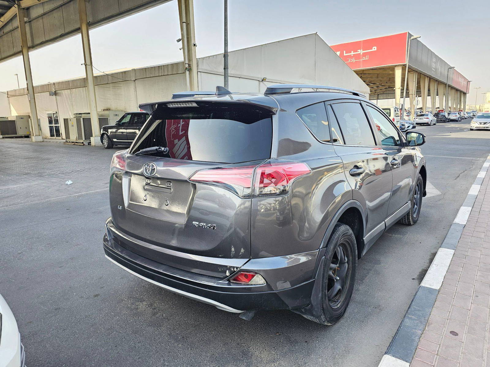 2018 TOYOTA RAV4 — 50352 Miles — Lot JJ745496 — Souq - Marhaba Auctions Used Cars - Image 3