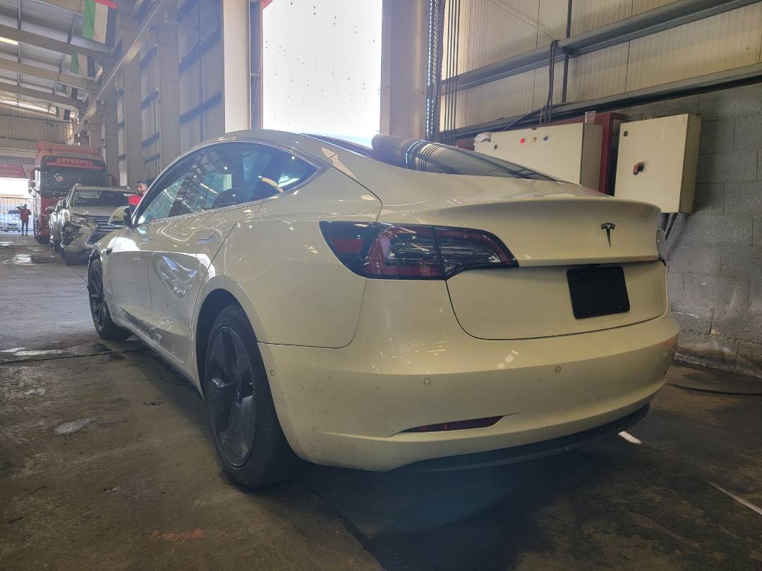 2020 TESLA MODEL 3 — 96334 Miles — Lot EA0LF612596 — Main - Marhaba Auctions Used Cars - Image 4